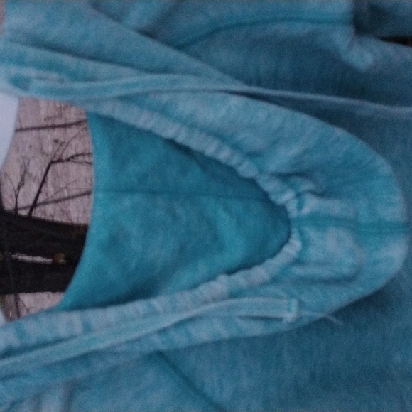 Sweatshirt - Picture 6 of 9